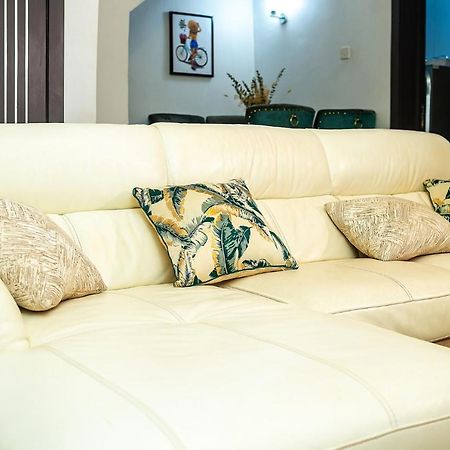 Palm Heights Apartments - Omole Phase 1, Икеджа Екстериор снимка